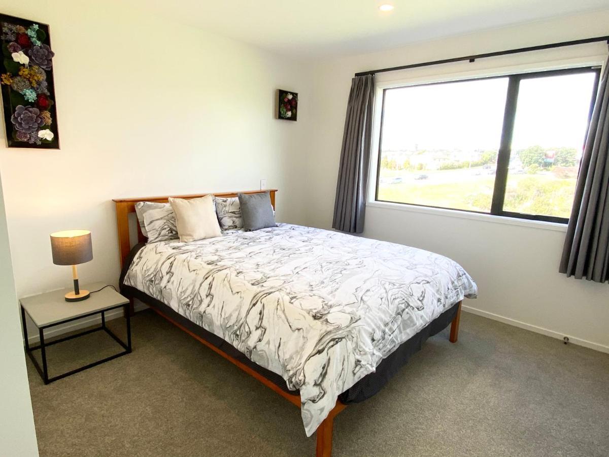 오클랜드 Stunning Townhouse - Walking To Botany Shopping Center 아파트 외부 사진