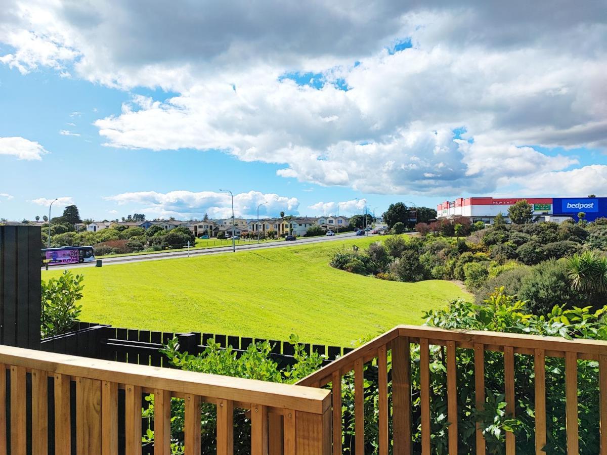 오클랜드 Stunning Townhouse - Walking To Botany Shopping Center 아파트 외부 사진